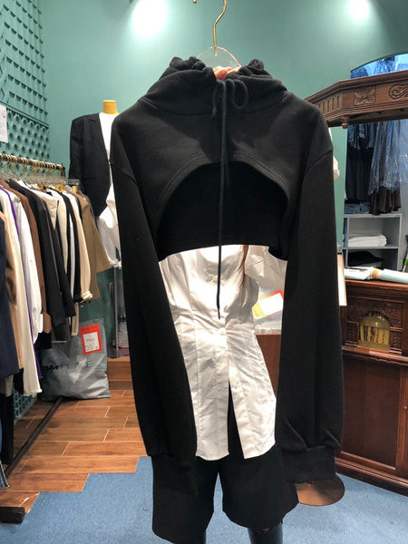 Γυναικείο φούτερ με κουκούλα και κορδόνια