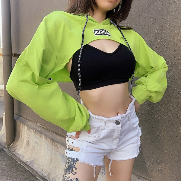 Rohelise kapuutsiga igapäevane naiste lühike dressipluus