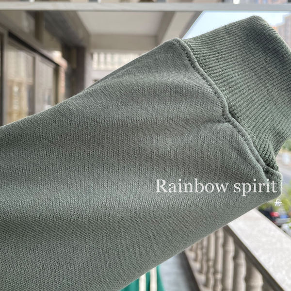 Vabaaja naiste lühike pluus ovaalse kaelusega – mitut värvi