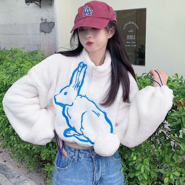 Naiste 3D elemendi ja tõmblukuga suleline dressipluus