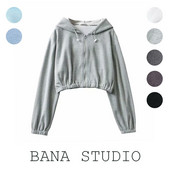 Lühikese mudeliga naiste dressipluus luku ja kapuutsiga