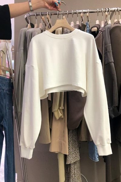 Νέο μοντέλο γυναικεία κοντή μπλούζα με οβάλ λαιμόκοψη