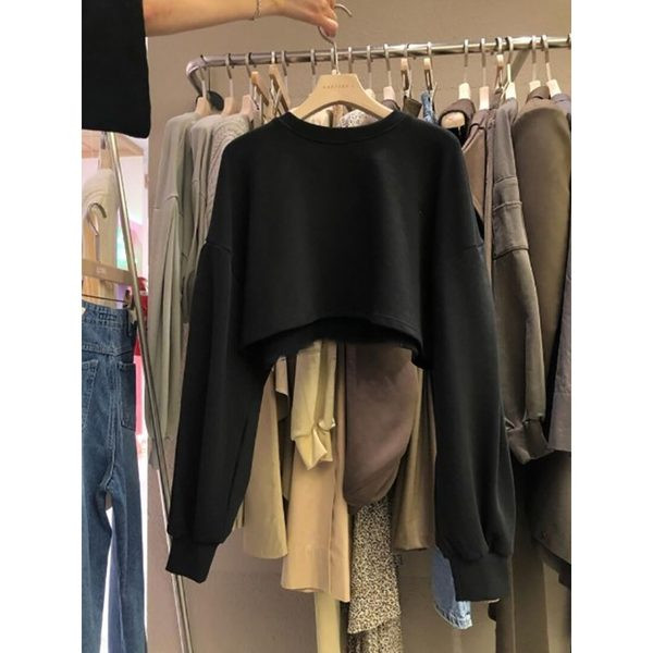 Νέο μοντέλο γυναικεία κοντή μπλούζα με οβάλ λαιμόκοψη