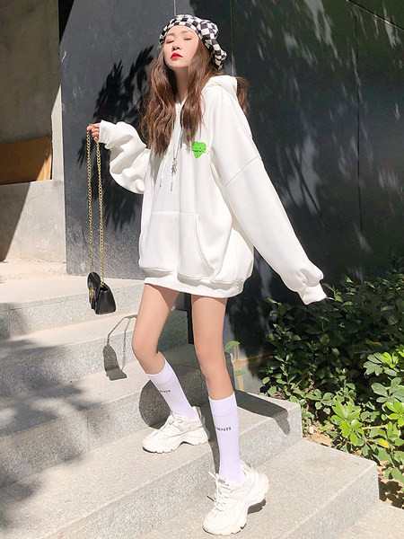 Tasuta mudel kapuutsiga naiste dressipluus - valget värvi