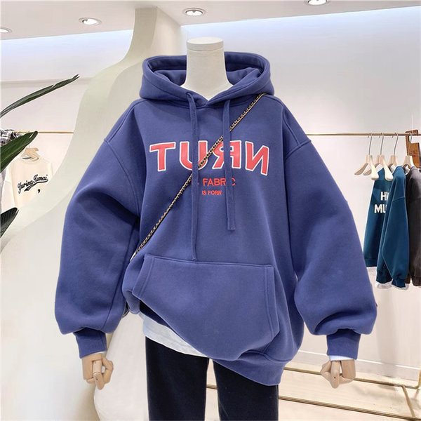 Tasuta modelliga naiste dressipluus - kaks mudelit