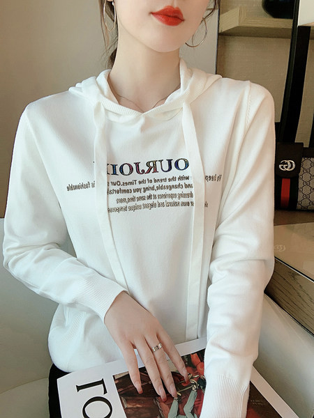 Uue mudeli kapuutsiga naiste dressipluus - valge ja must