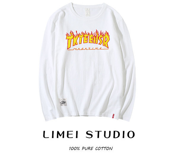 Vabaajaline naiste pluus trükise ja ümara kaelusega