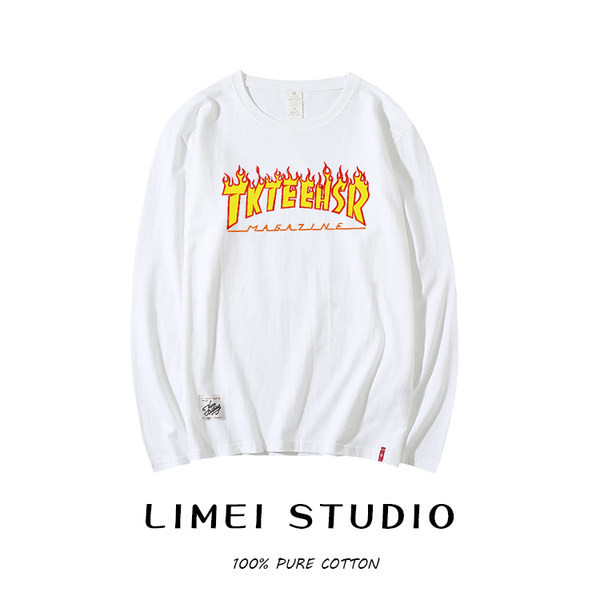 Vabaajaline naiste pluus trükise ja ümara kaelusega