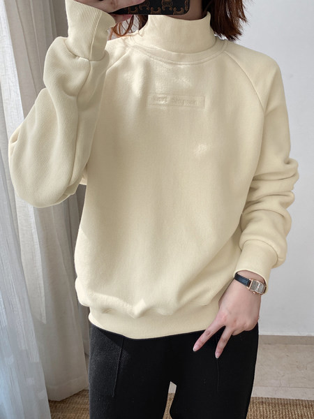 Naiste vabaaja kõrge kraega dressipluus