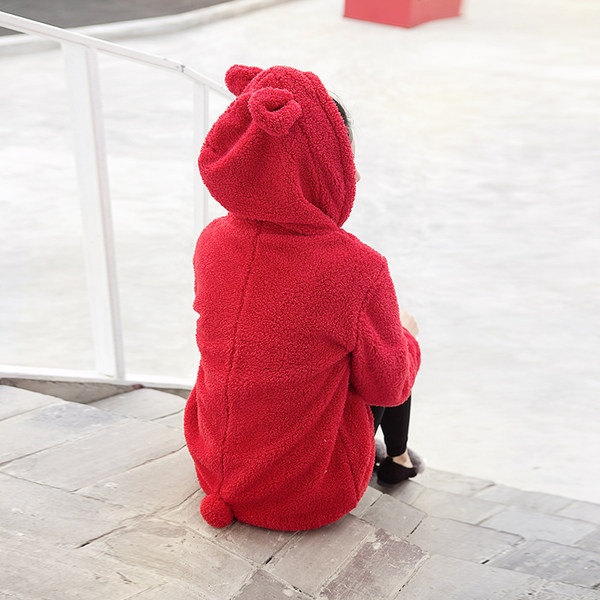 Γυναικείο πουπουλένιο φούτερ με κουκούλα και τρισδιάστατα στοιχεία