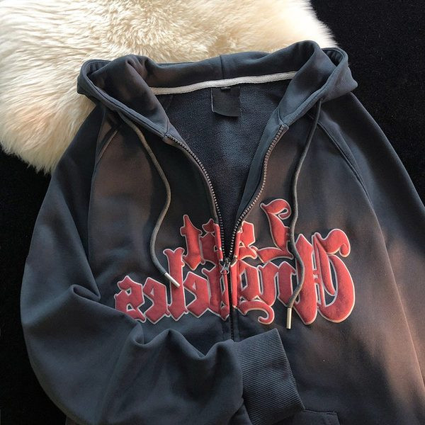 Igapäevane kapuutsiga ja pealdisega dressipluus