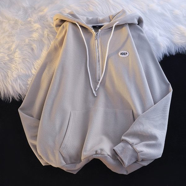 Lai igapäevane kapuutsiga dressipluus