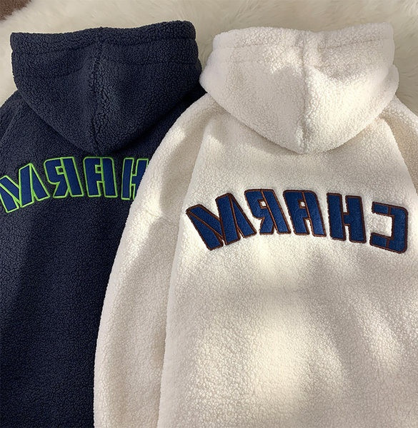 Igapäevane lipsude ja lukuga naiste dressipluus