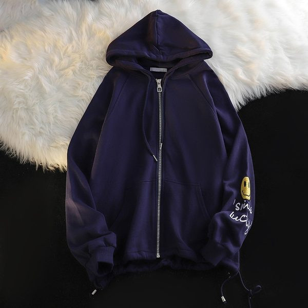 Καθημερινό φούτερ με κουκούλα και κέντημα