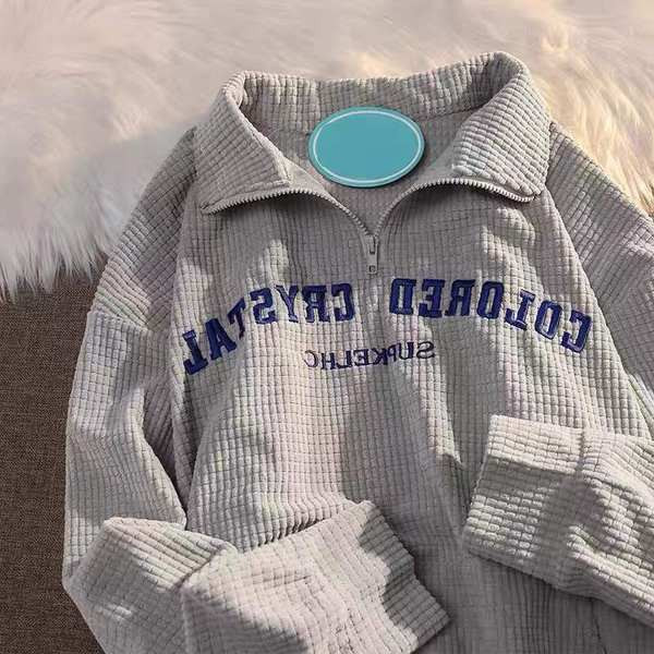 Igapäevane tõmbluku ja kirjaga dressipluus - naistele ja meestele