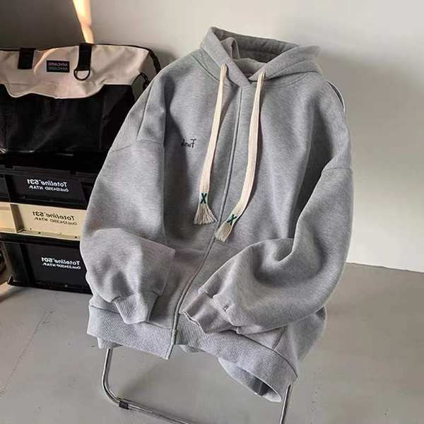 Γυναικείο φούτερ κλασικό μοντέλο με κουκούλα και κορδόνι