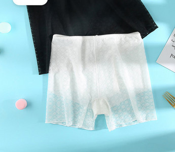 Komplekt kahest pitsikujulisest bokserist