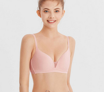 Naiste kaasaegne rinnahoidja lifting cup plain mudeliga