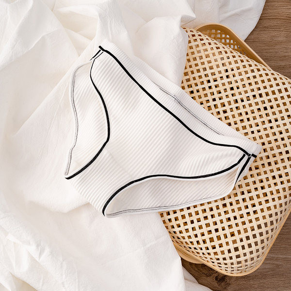 Õmblusteta puuvillased naiste bikiinid