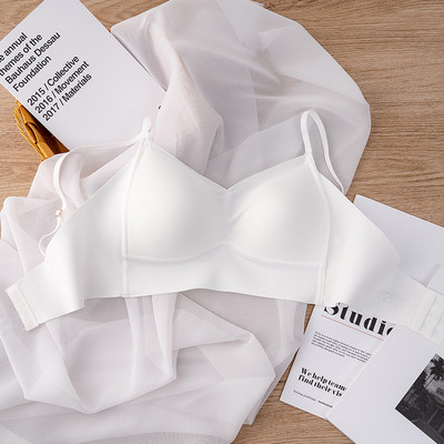 Lihtne naiste rinnahoidja – kaks mudelit