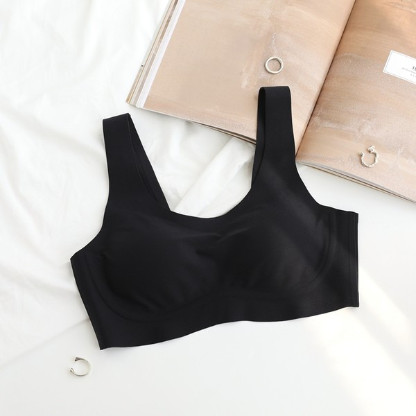 Naiste kaasaegne rinnakorv tõstetava tassiga