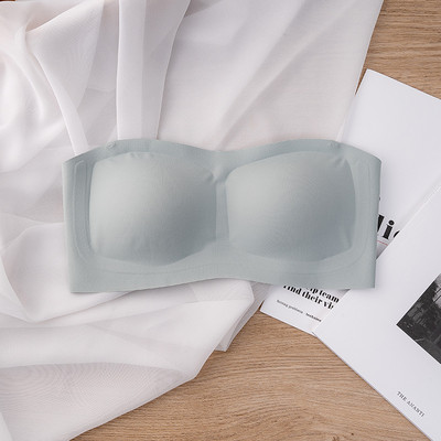 Naiste rinnahoidja tavaline mudel bridži tüüpi kupuga