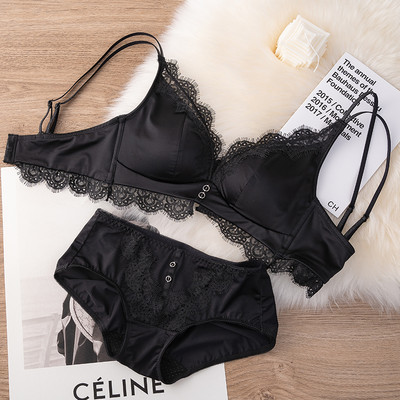 Νέο μοντέλο γυναικείο σατέν σετ με δαντέλα