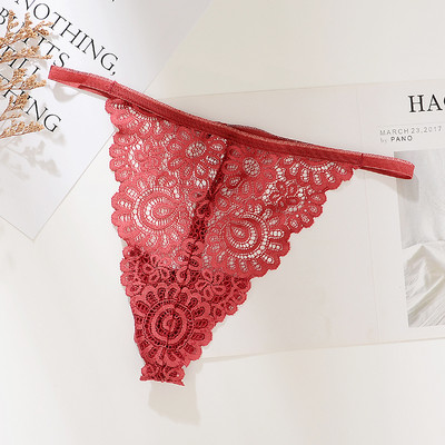 Κομψές γυναικείες Βραζιλιάνες με δαντέλα σε διαφορετικά μοντέλα