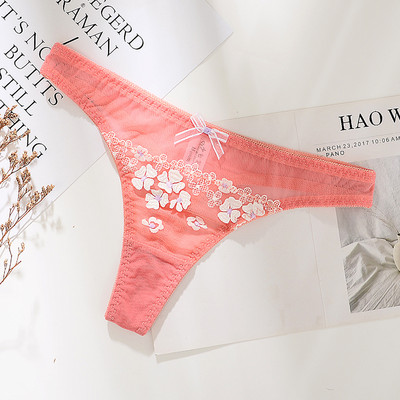 Κομψές γυναικείες Βραζιλιάνες με δαντέλα σε διαφορετικά μοντέλα