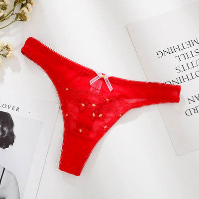 Κομψές γυναικείες Βραζιλιάνες με δαντέλα σε διαφορετικά μοντέλα