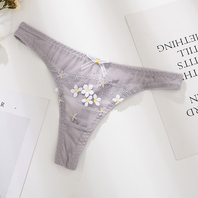 Κομψές γυναικείες Βραζιλιάνες με δαντέλα σε διαφορετικά μοντέλα