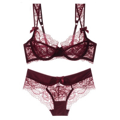 Naiste stiilne pitsiga kaheosaline intiimne komplekt