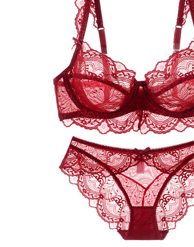 Naiste stiilne pitsiga kaheosaline intiimne komplekt