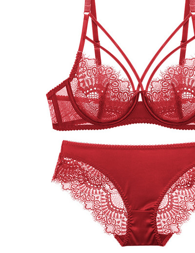 Naiste stiilne pitsiga kaheosaline intiimne komplekt