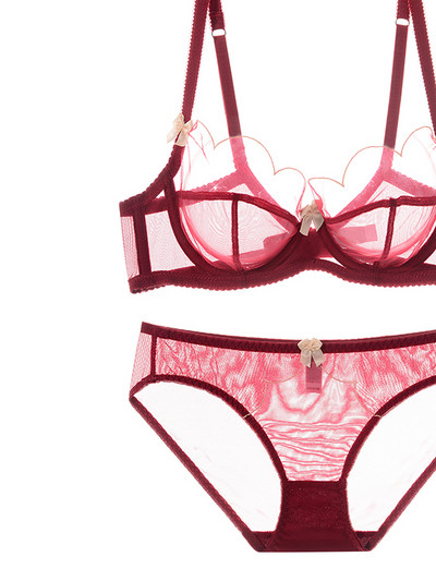 Naiste stiilne pitsiga kaheosaline intiimne komplekt