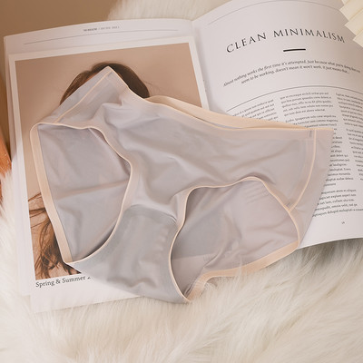 Tavalised naiste bikiinid