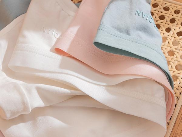 Uus mustriga naiste puuvillaste bikiinide mudel