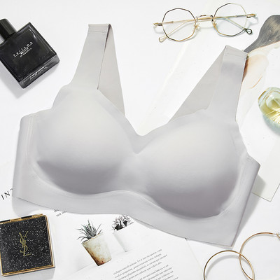 Naiste rinnahoidja tüüpi laiade rihmadega rinnahoidja