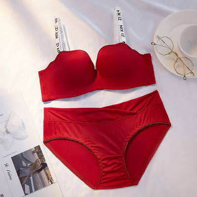 Intiimne naiste bokserite ja rinnahoidja komplekt