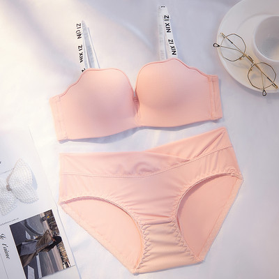Intiimne naiste bokserite ja rinnahoidja komplekt