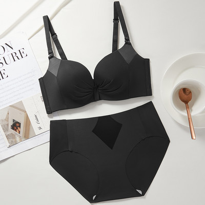 Õmblusteta naiste komplekt koos kõrge vöökohaga bikiinidega