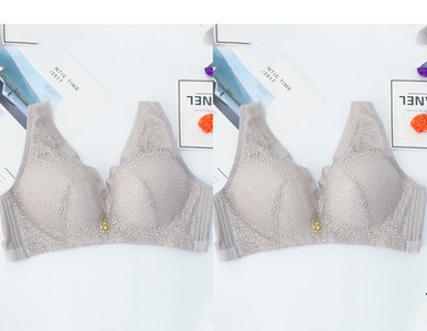 Naiste pitsrinnahoidja kolmnurksete topside ja laiade rihmadega