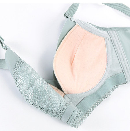 Pitsiga ja reguleeritavate rihmadega naiste rinnahoidja - kaks tükki