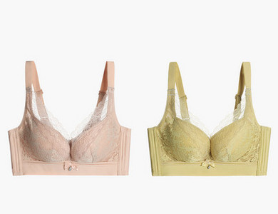 Σετ με δύο δαντελένια σουτιέν