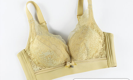 Σετ με δύο δαντελένια σουτιέν