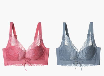 Komplektis 2 tõstva efektiga ja õhukeste rihmadega rinnahoidjat