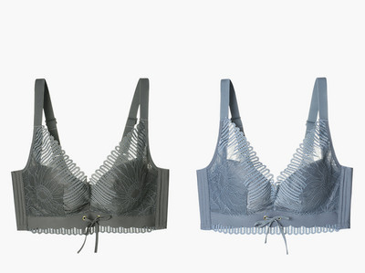 Komplektis 2 tõstva efektiga ja õhukeste rihmadega rinnahoidjat