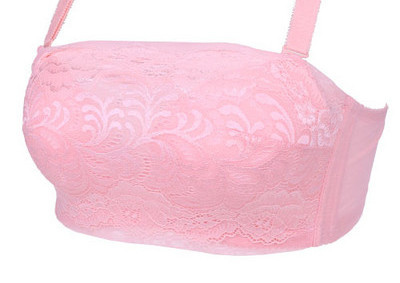 Naiste laiade rihmadega pitsist rinnakas