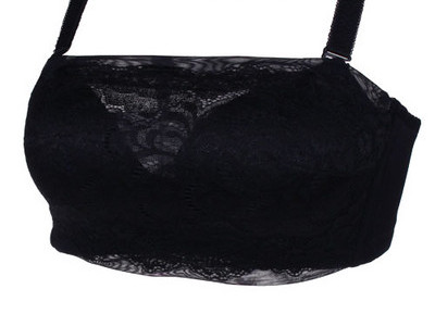 Naiste laiade rihmadega pitsist rinnakas