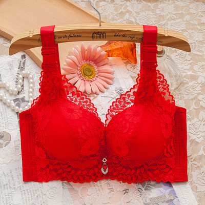 Μοντέρνο γυναικείο σουτιέν styling με δαντέλα